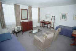 third floor self catering studio apartment